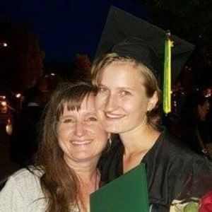 Meet your Posher, Floramae